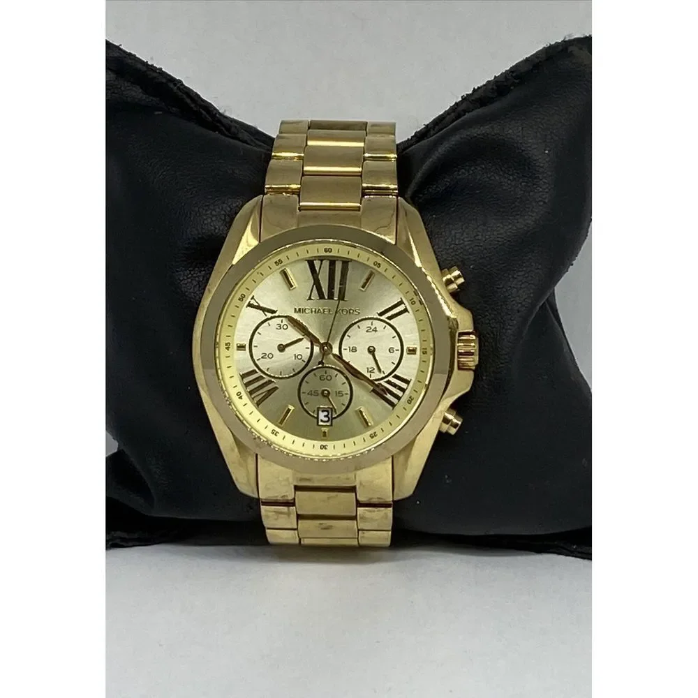 Michael Kors MK5605 Women's Stainless Steel Analog Dial Quartz Wrist Watch XX922